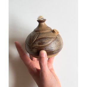 Bjergrd keramik, oliestage, lys