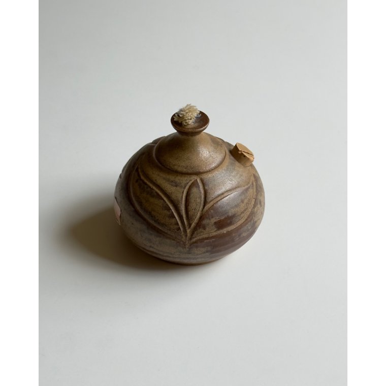 Bjergrd keramik, oliestage, lys