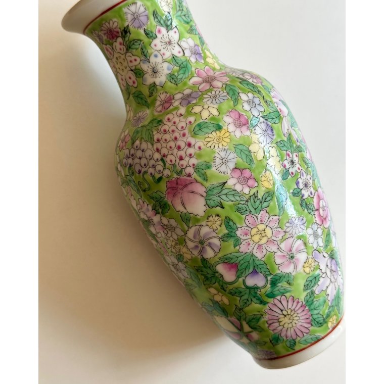 Hndmalet porcelnsvase