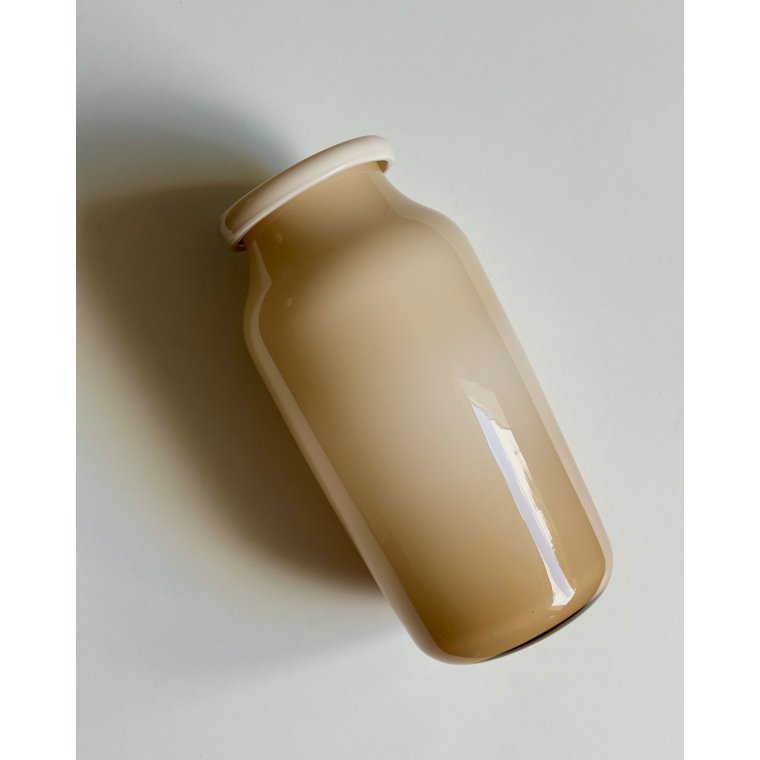 Flora fra Herstal, beige