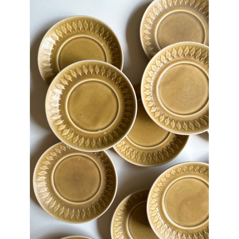 Jens Harald Quistgaard, Relief saucers, set of 12