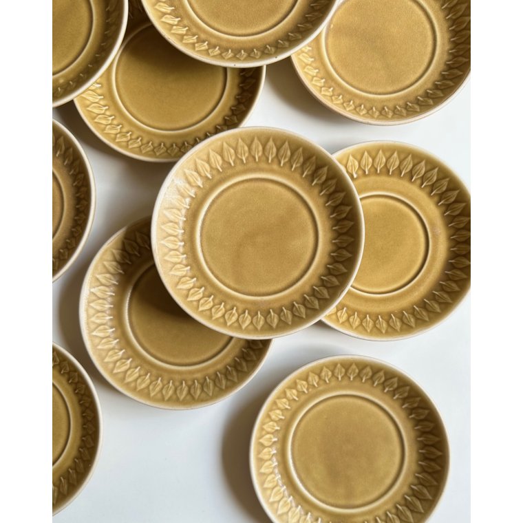 Jens Harald Quistgaard, Relief saucers, set of 12