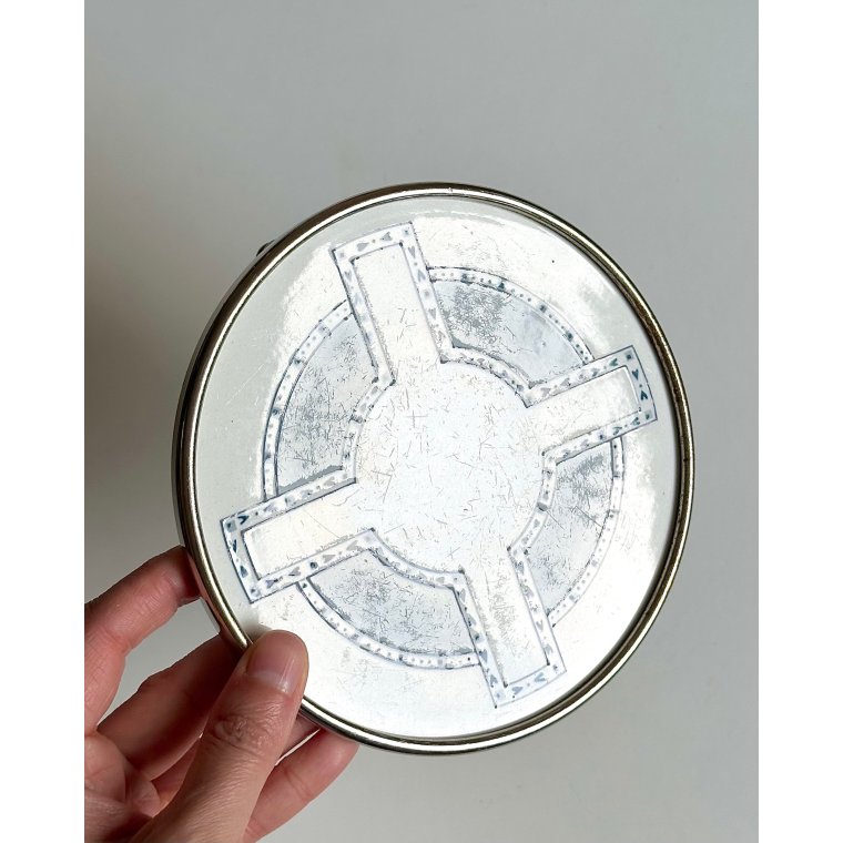 Coaster, faience and metal