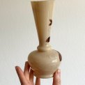 Opaline vase w decoration