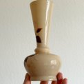 Opaline vase w decoration