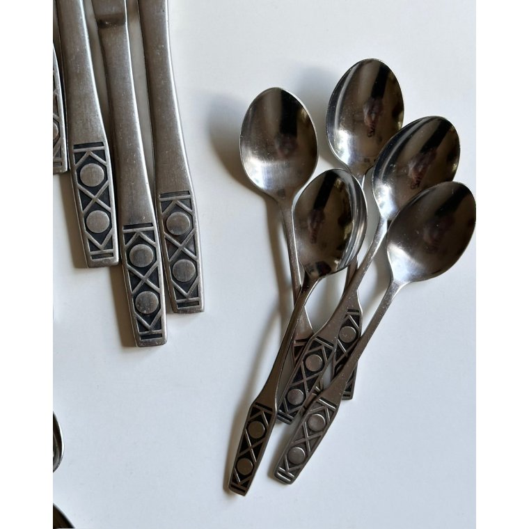 Retro cutlery for 6, stainless steel