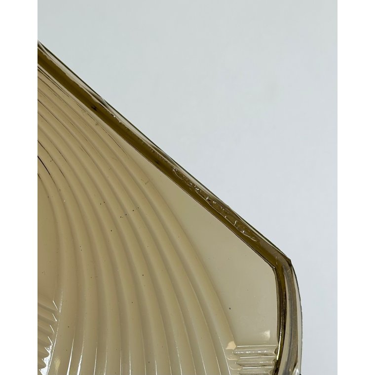 Glasfad, r�gfarvet glas