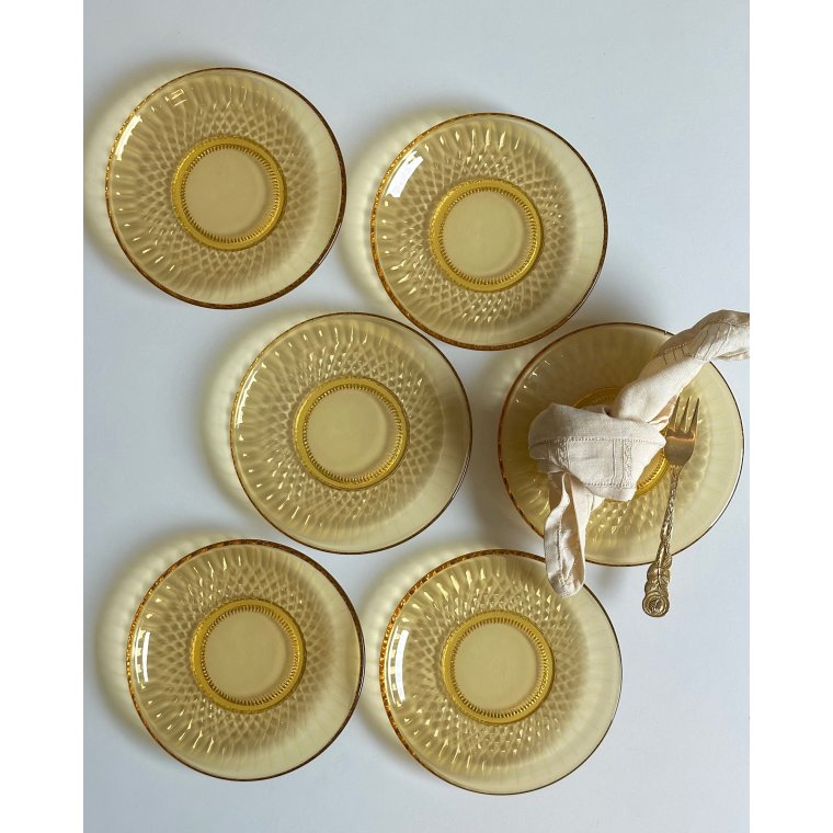 Kagetallerkner, ravfarvet glas, 6 stk samlet