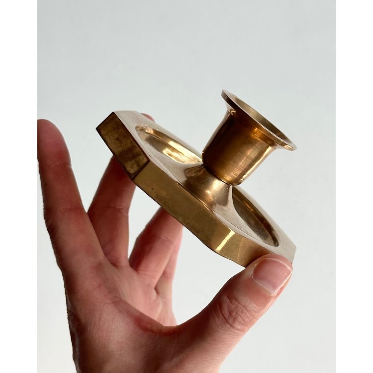 Messingstage, ottekantet