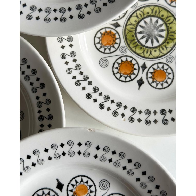 Engelske kagetallerkner, 9 stk samlet