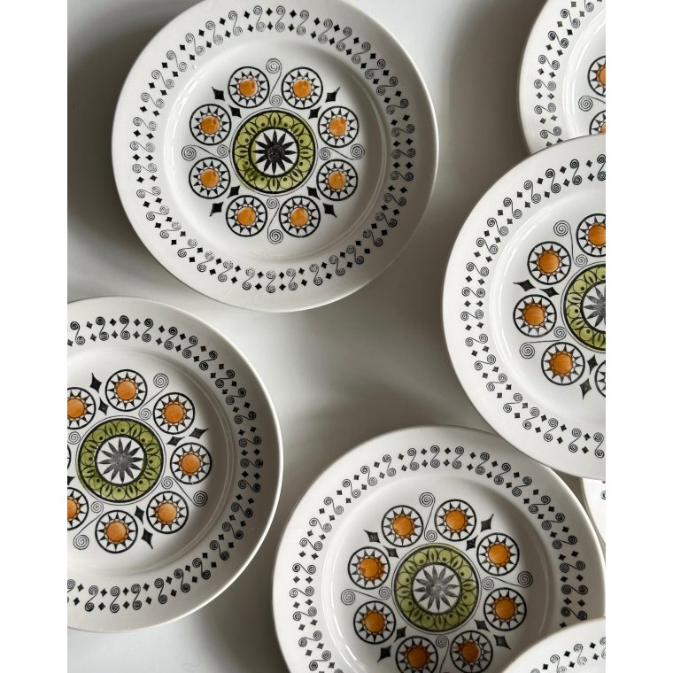 Engelske kagetallerkner, 9 stk samlet