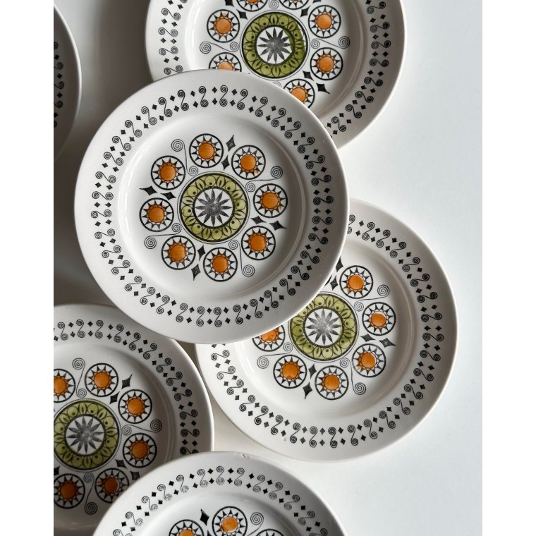 Engelske kagetallerkner, 9 stk samlet