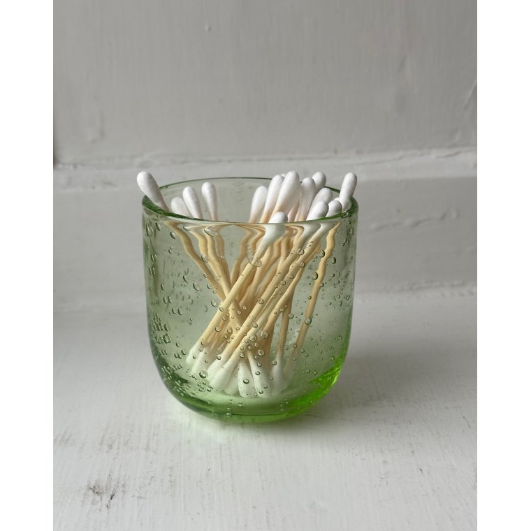 Small glass cup w bubbles