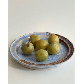 Ceramic plate w crystal glaze