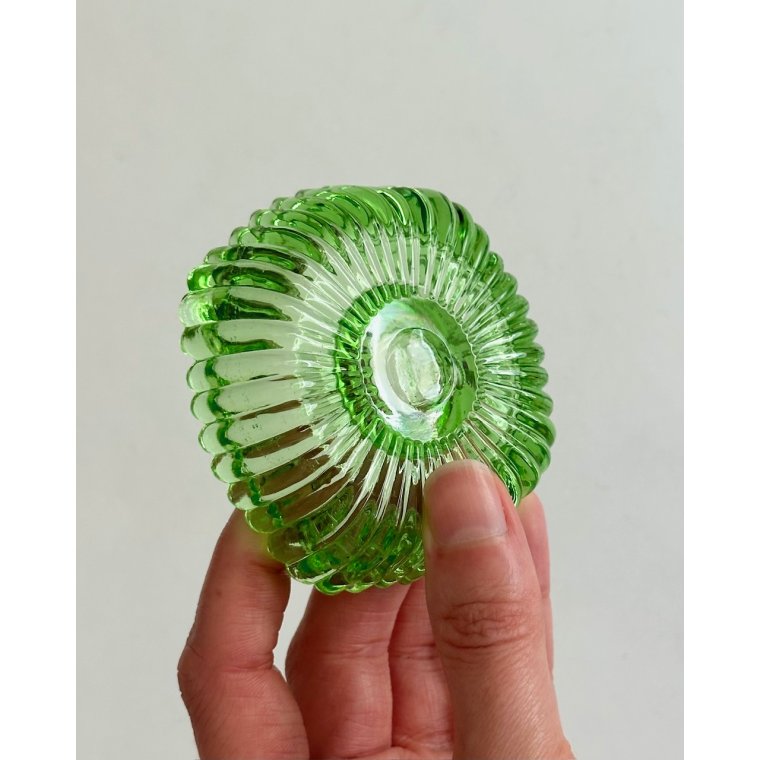 Lysestage, grnt glas