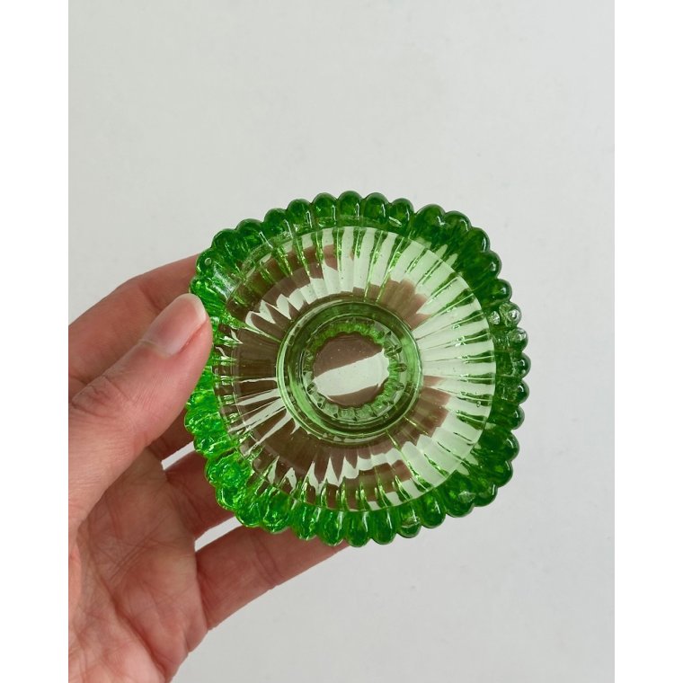 Lysestage, grnt glas