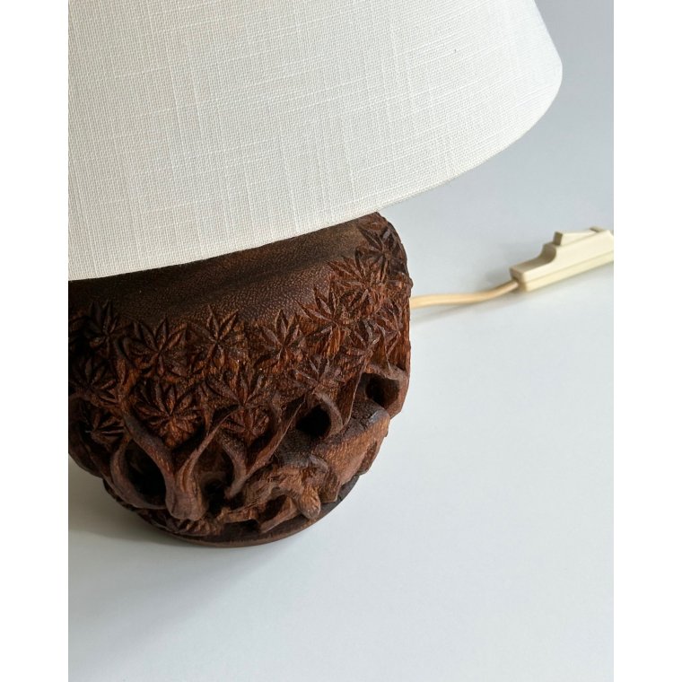 Tablelamp, hand carved wood