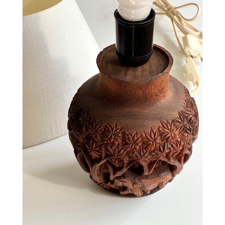 Tablelamp, hand carved wood