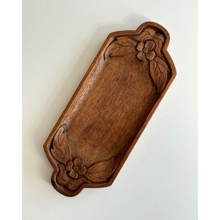 Wooden tray w flowers