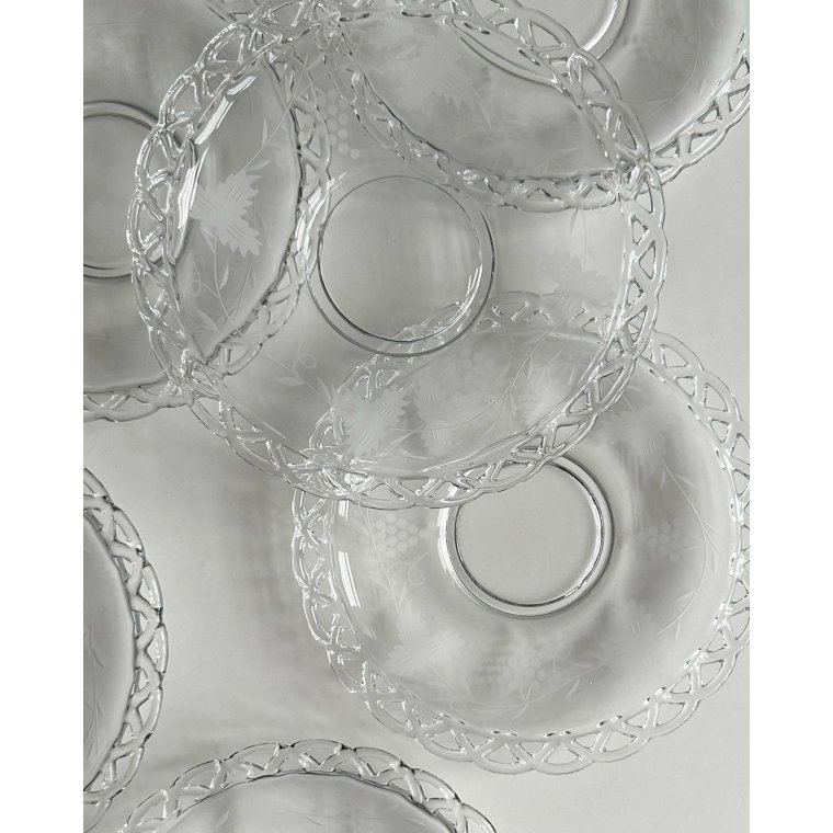 Glass plates w motifs and pierced trim, set of 6