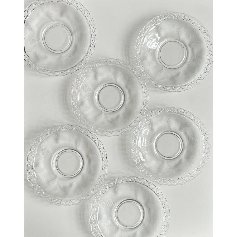 Glass plates w motifs and pierced trim, set of 6