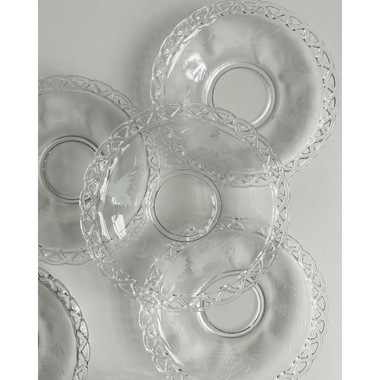 Glass plates w motifs and pierced trim, set of 6