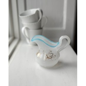 Creamer, opaline w blue trim and print