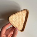 Small wicker tray, triangle