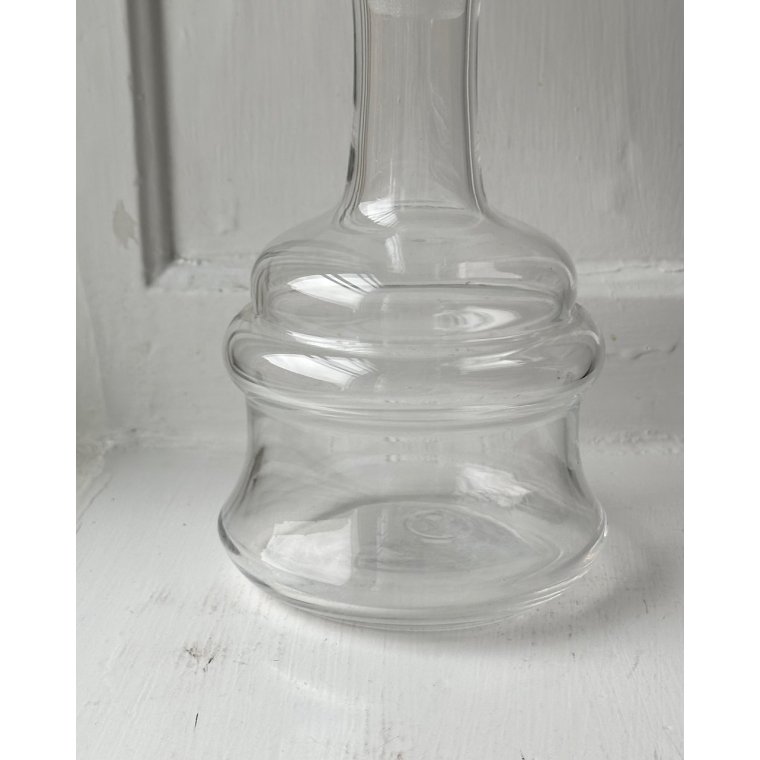 Clear glass, stopper with spheres, NB