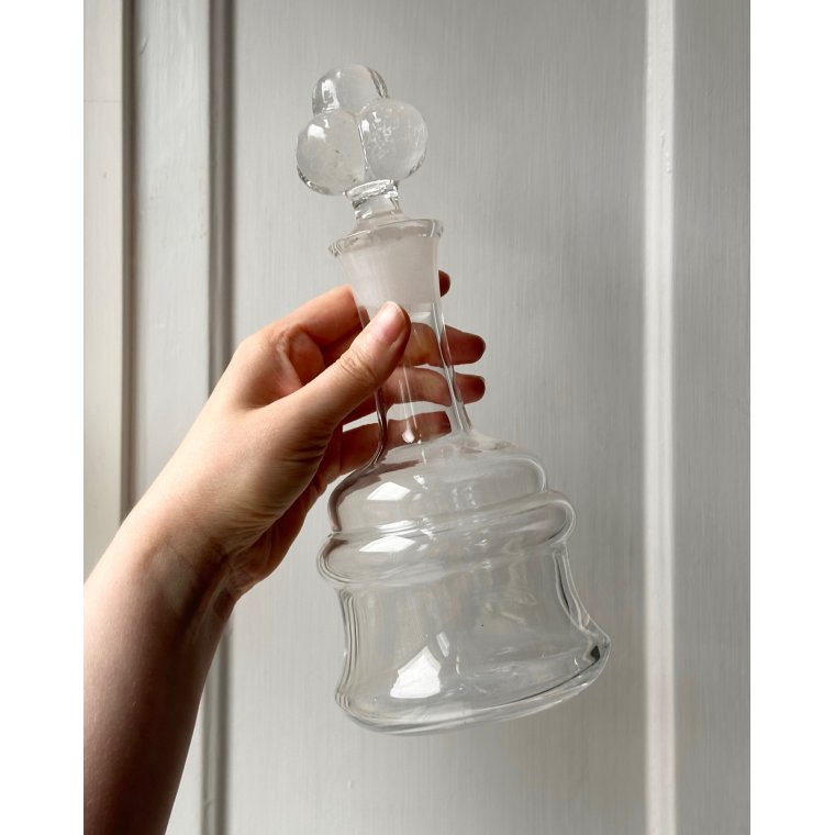 Clear glass, stopper with spheres, NB