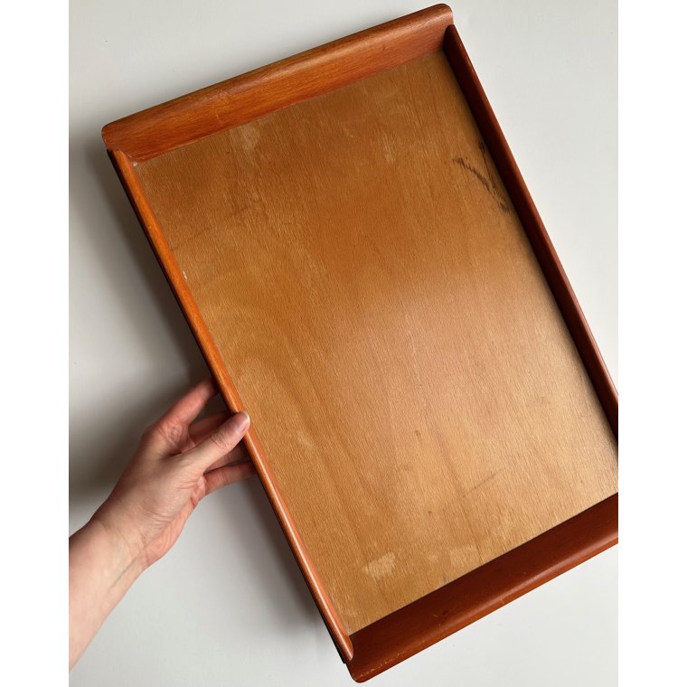 Trbakke m mrk kant, NB