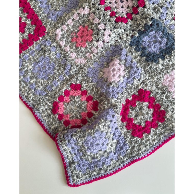 Hand made kid's blanket, granny squares, grey/rose/purple