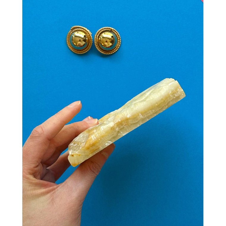 Stone dish, yellow/orange